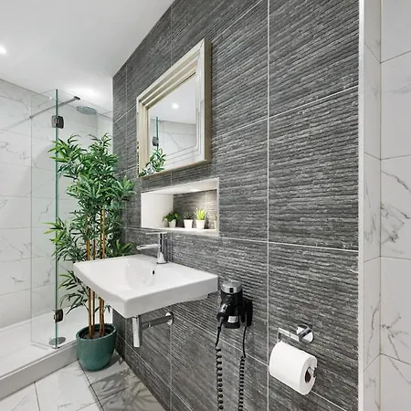 Apartment Modern York Apartment Walk To City Centre & Station Free Parking