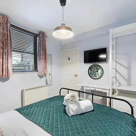 Apartment Modern York Apartment Walk To City Centre & Station Free Parking