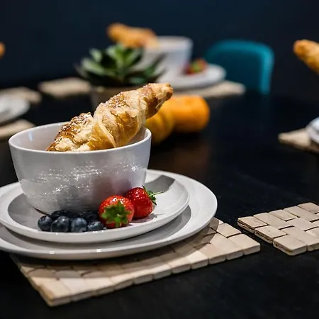 Glasswing The Holgate Hideout *